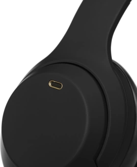 Гарнитура накладные Defender FreeMotion B690 черный беспроводные bluetooth накладные (63690)